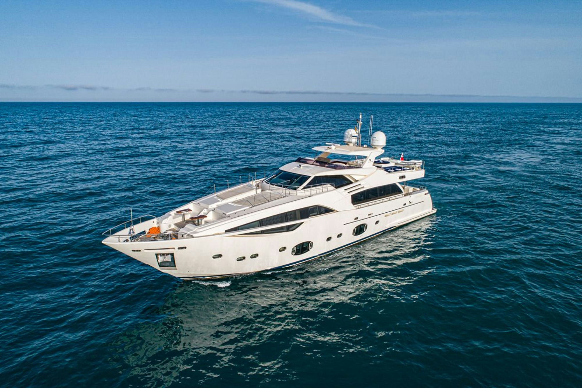 Niko III, 31 m Custom Line charter yacht