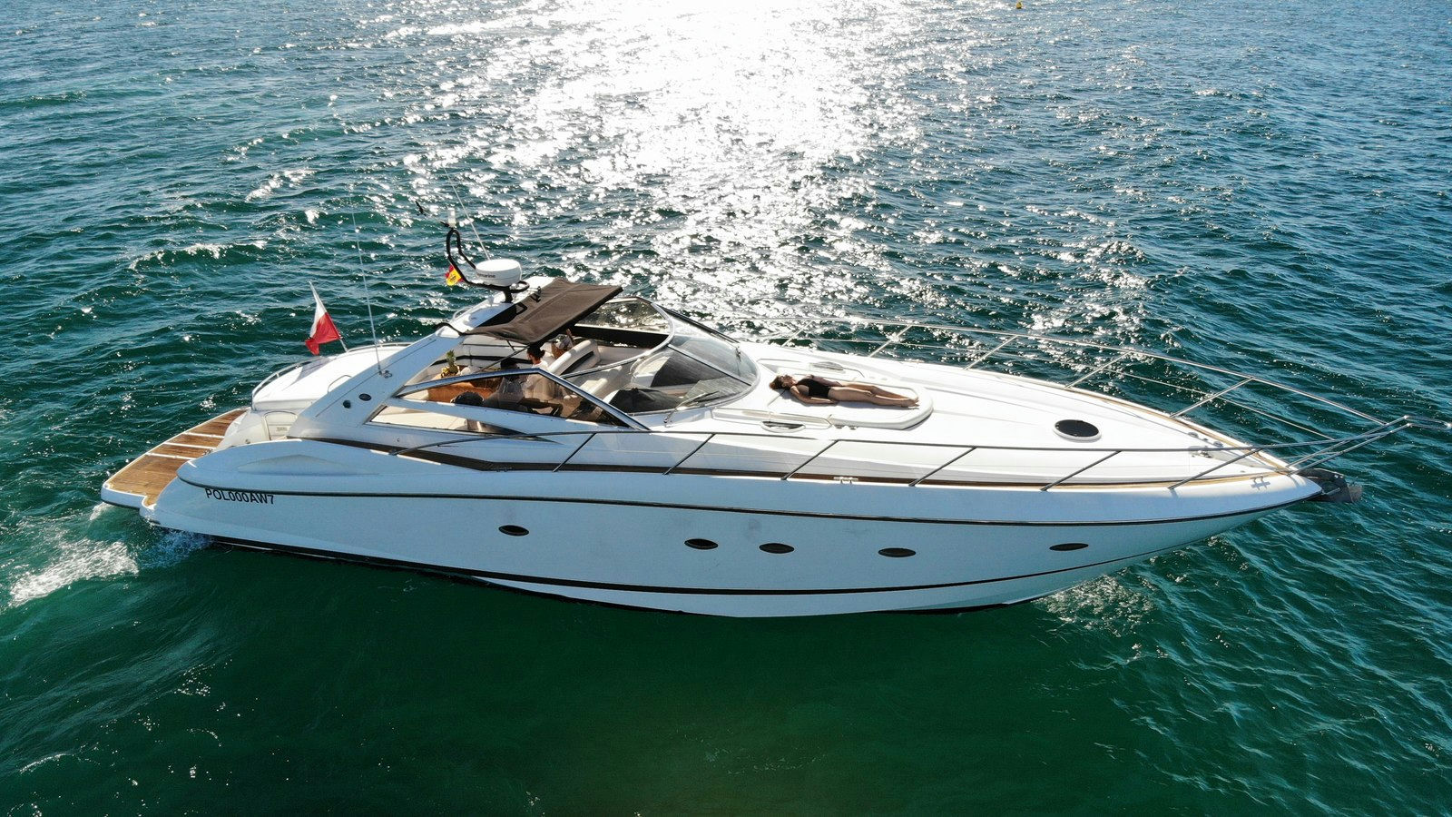 Sunseeker Predator 55, 16.2 m Sunseeker Predator 55 charter yacht