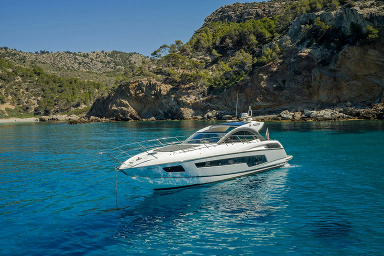 NOON, 16.2 m Sunseeker San Remo charter yacht