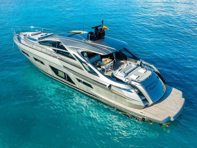 MARLEENA, 21.1 m Pershing 7X charter yacht