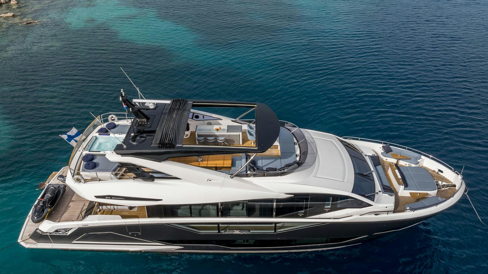 Exit, 27.1 m Sunseeker charter yacht